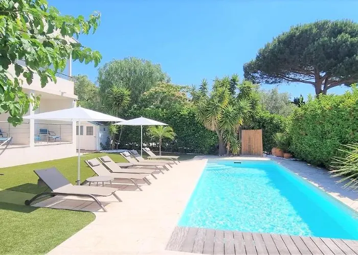 Montfleuri, Vieille à Pieds, Vue Mer, Piscine, 8 Pers * Sainte-Maxime