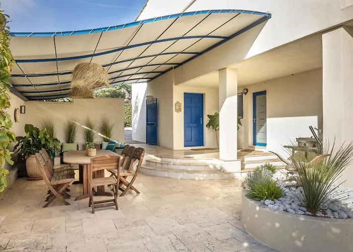 Montfleuri, Vieille à Pieds, Vue Mer, Piscine, 8 Pers Villa *