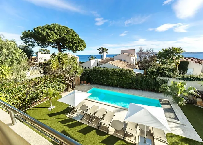 Villa Montfleuri, Vieille A Pieds, Vue Mer, Piscine, 8 Pers